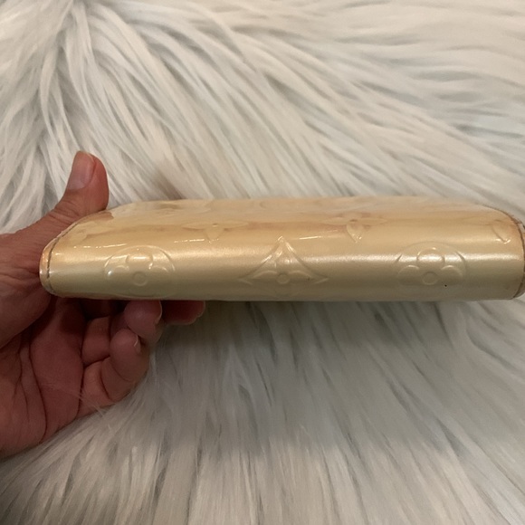 LV Kisslock Wallet code (M10036) - Picture 5 of 11